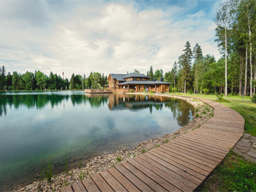 Cosmos Collection Izumrudny Les Hotel