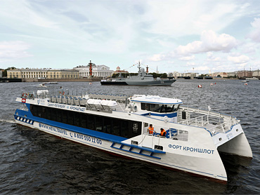 Скоростной катамаран «Форт Кроншлот»