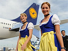 Экипаж Lufthansa готов к Октоберфесту